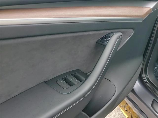 used 2023 Tesla Model 3 car, priced at $27,500