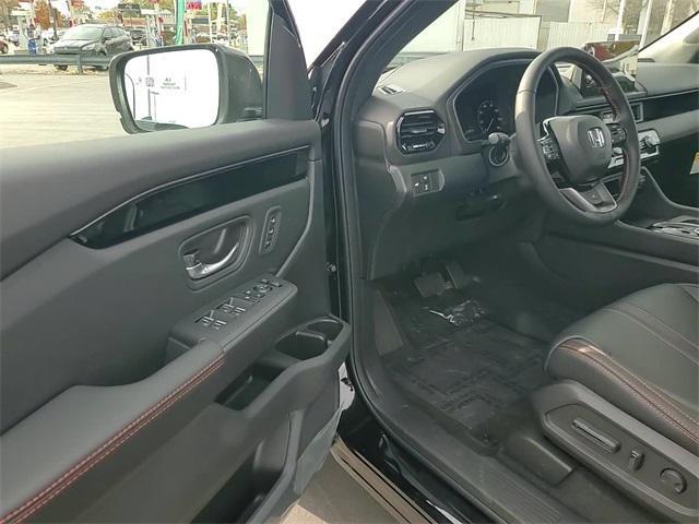 new 2025 Honda Pilot car, priced at $47,833