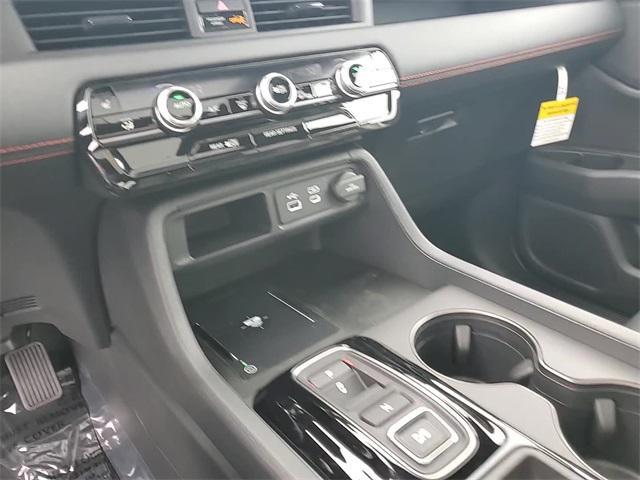 new 2025 Honda Pilot car, priced at $47,833