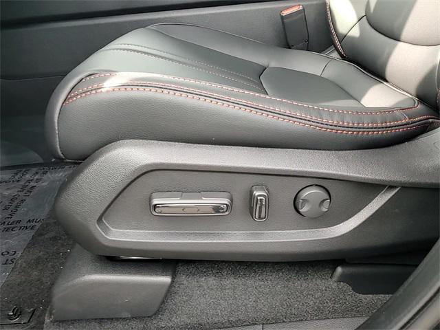 new 2025 Honda Pilot car, priced at $47,833