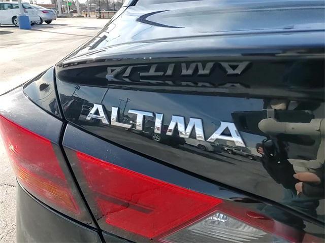 used 2021 Nissan Altima car, priced at $20,000