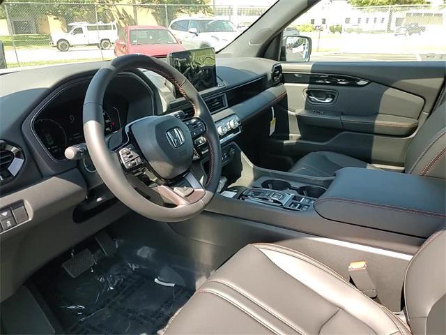 new 2025 Honda Pilot car, priced at $47,833
