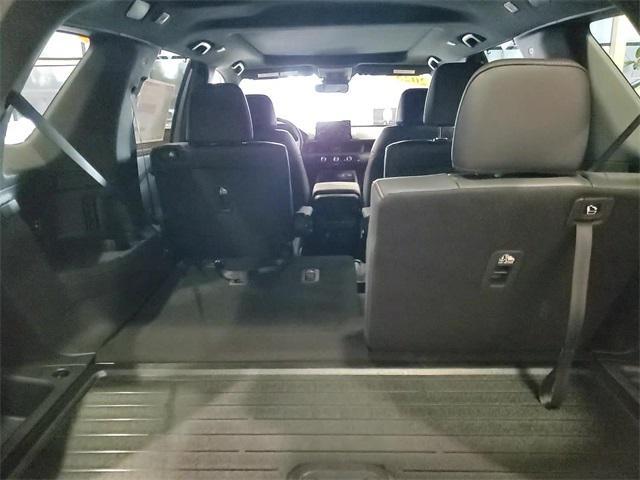 new 2025 Honda Pilot car, priced at $47,833