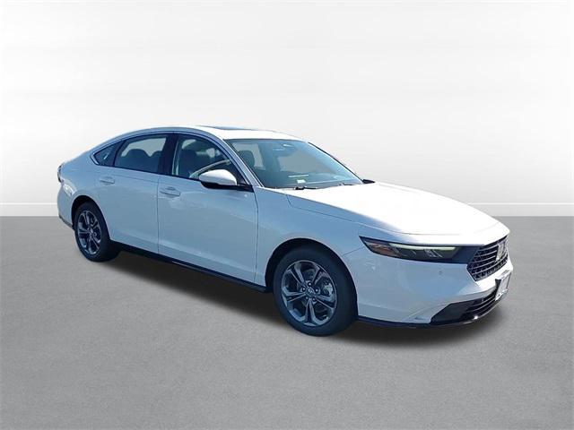 new 2025 Honda Accord Hybrid car, priced at $35,182