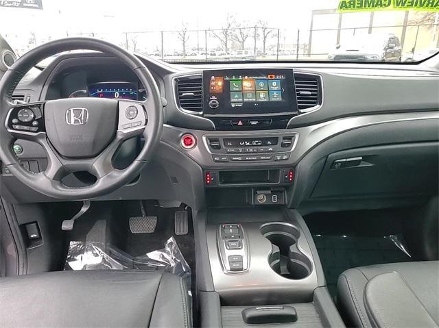 used 2022 Honda Pilot car, priced at $31,000