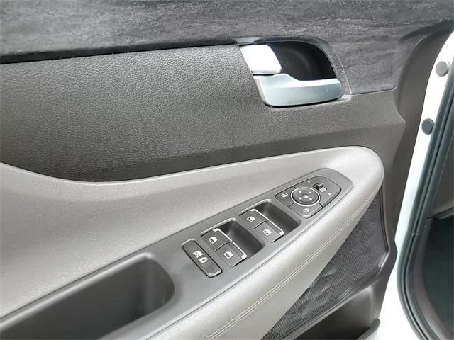 used 2020 Hyundai Santa Fe car, priced at $17,500