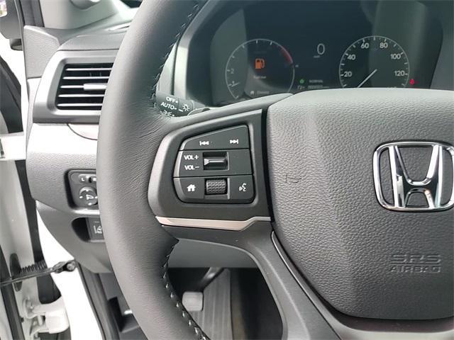 new 2025 Honda Ridgeline car, priced at $42,620