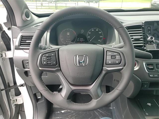 new 2025 Honda Ridgeline car, priced at $42,620