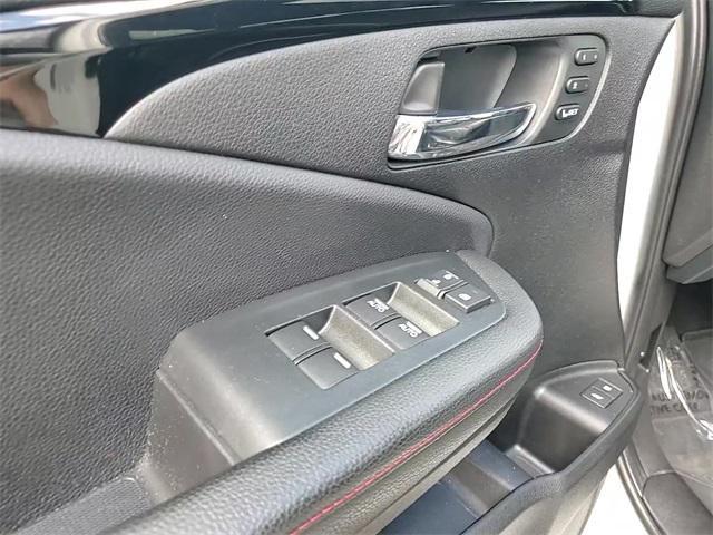 used 2022 Honda Pilot car, priced at $37,100