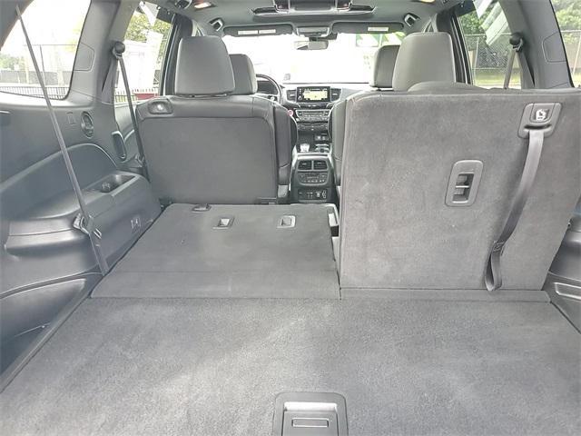 used 2022 Honda Pilot car, priced at $37,100