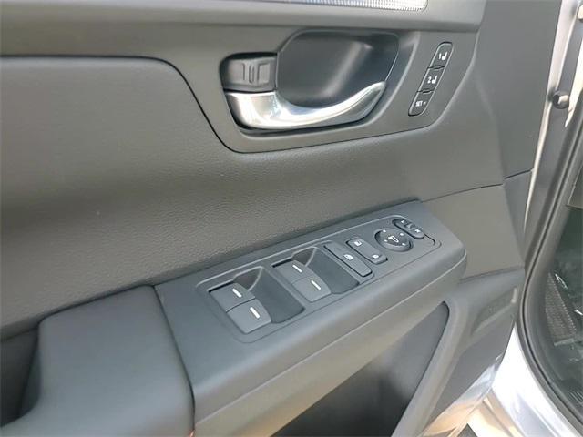new 2026 Honda CR-V Hybrid car, priced at $39,584