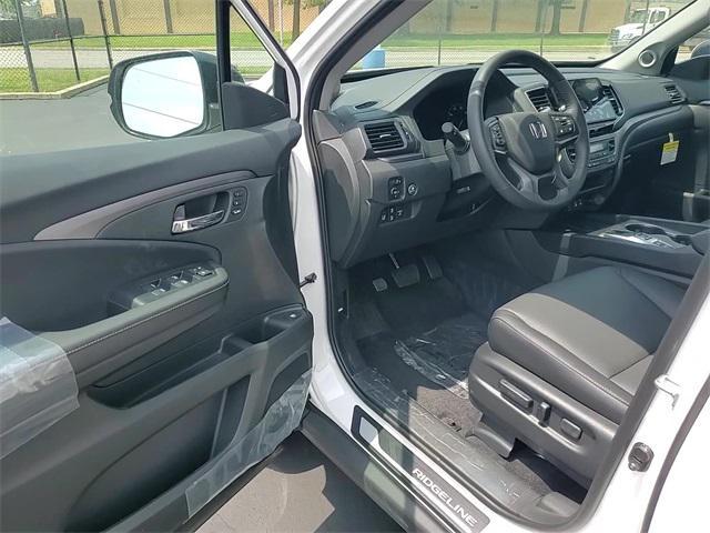 new 2025 Honda Ridgeline car, priced at $43,540