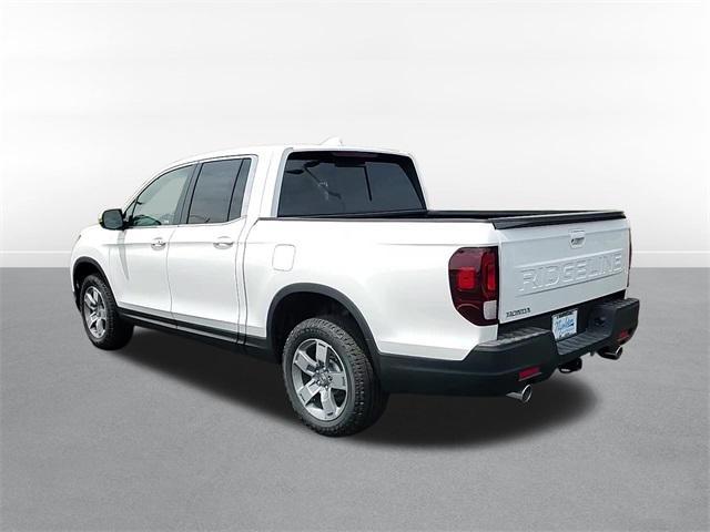 new 2025 Honda Ridgeline car, priced at $43,540