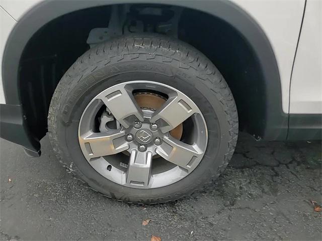 new 2025 Honda Ridgeline car, priced at $43,540