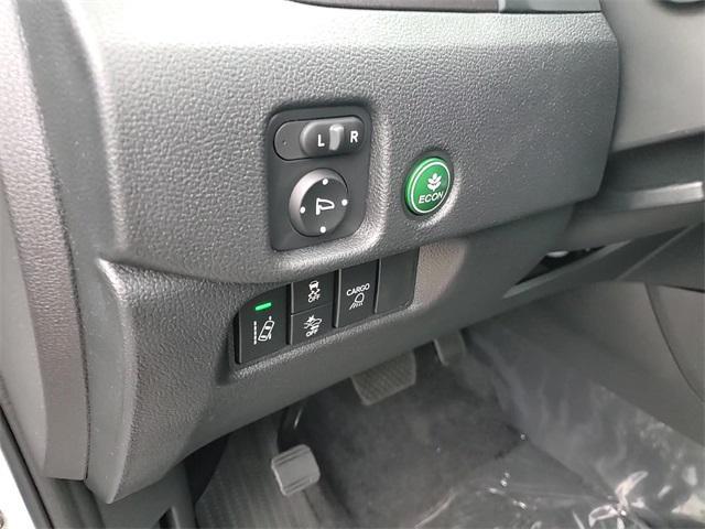 new 2025 Honda Ridgeline car, priced at $43,540