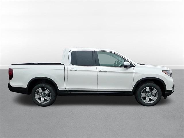 new 2025 Honda Ridgeline car, priced at $43,540