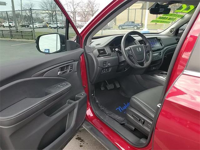 used 2022 Honda Ridgeline car, priced at $32,900