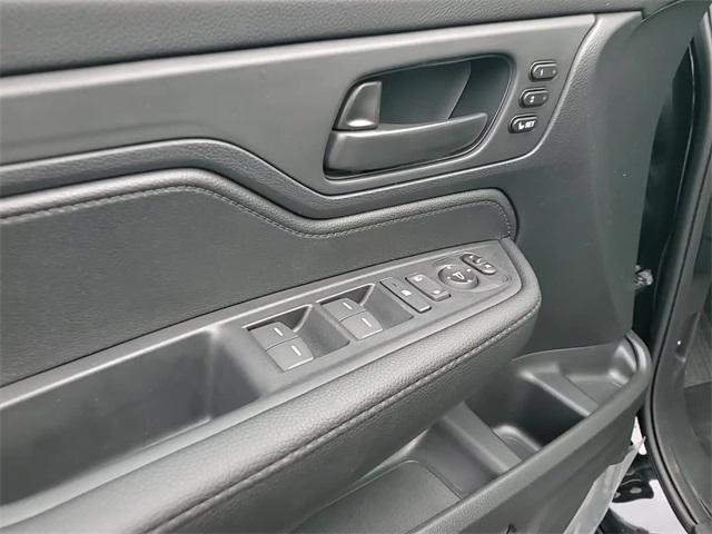 new 2026 Honda Odyssey car, priced at $42,669