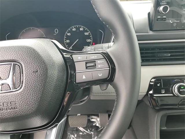 new 2025 Honda Pilot car, priced at $44,224