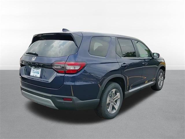new 2025 Honda Pilot car, priced at $45,319