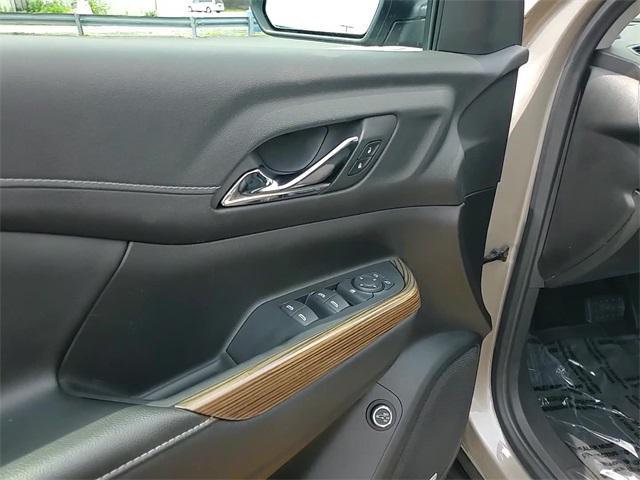 used 2022 GMC Acadia car, priced at $28,500