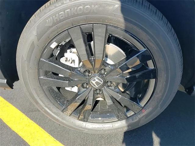 new 2026 Honda HR-V car, priced at $30,431