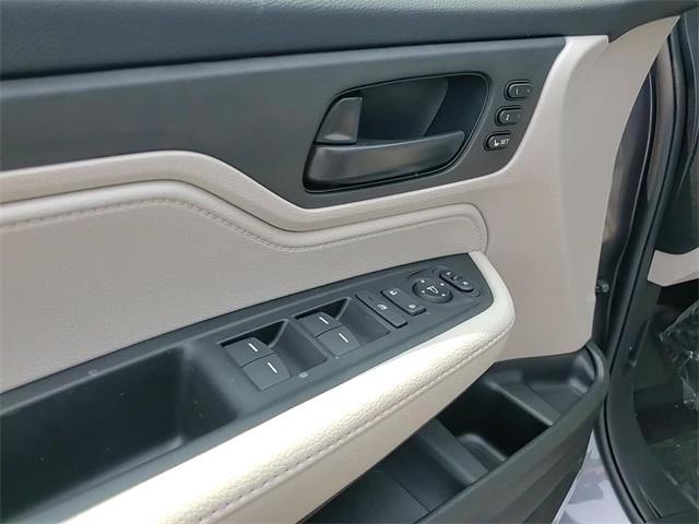 new 2025 Honda Odyssey car, priced at $41,053