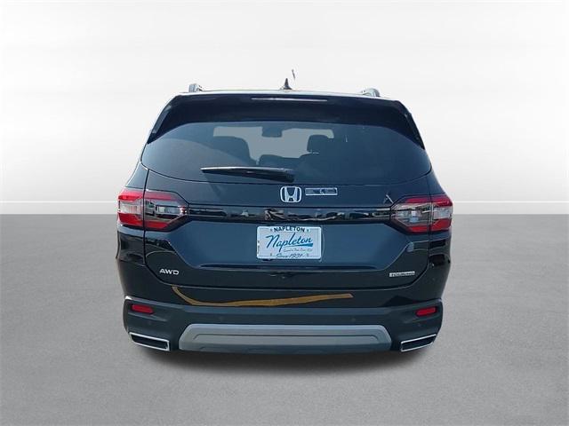 new 2025 Honda Pilot car, priced at $47,277