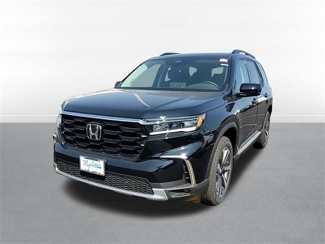 new 2025 Honda Pilot car, priced at $47,277