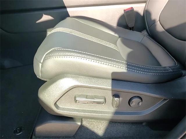 new 2025 Honda Pilot car, priced at $47,277