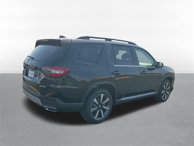 new 2025 Honda Pilot car, priced at $47,277