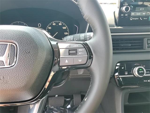new 2025 Honda Pilot car, priced at $47,277