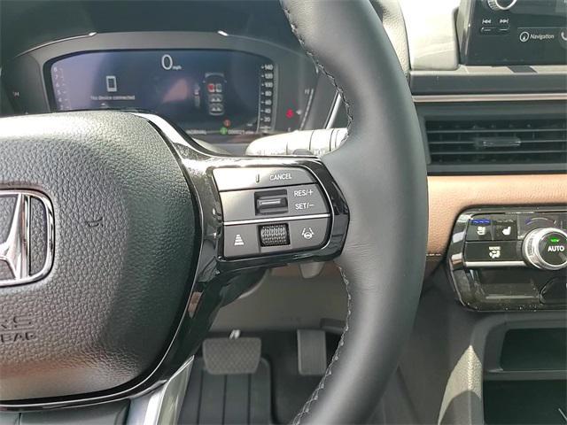 new 2025 Honda Pilot car, priced at $50,850