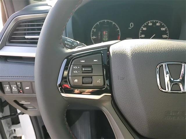 new 2026 Honda Odyssey car, priced at $43,522