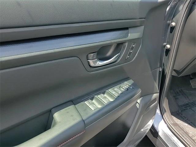new 2026 Honda CR-V Hybrid car, priced at $39,529