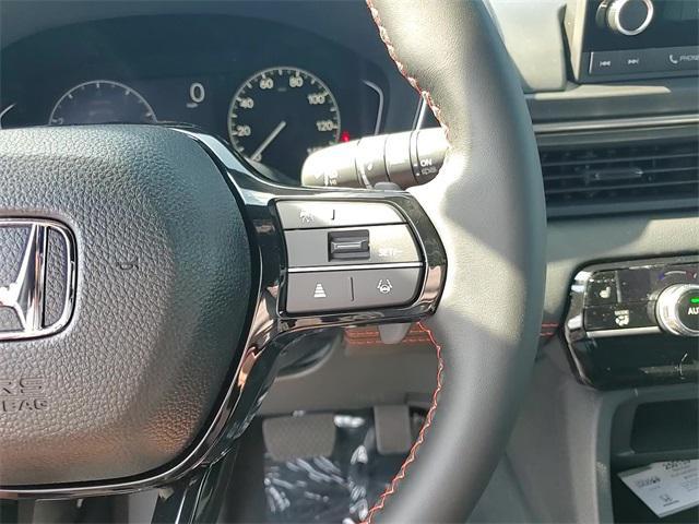 new 2025 Honda Pilot car, priced at $42,661