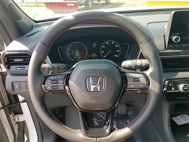 new 2025 Honda Pilot car, priced at $42,661