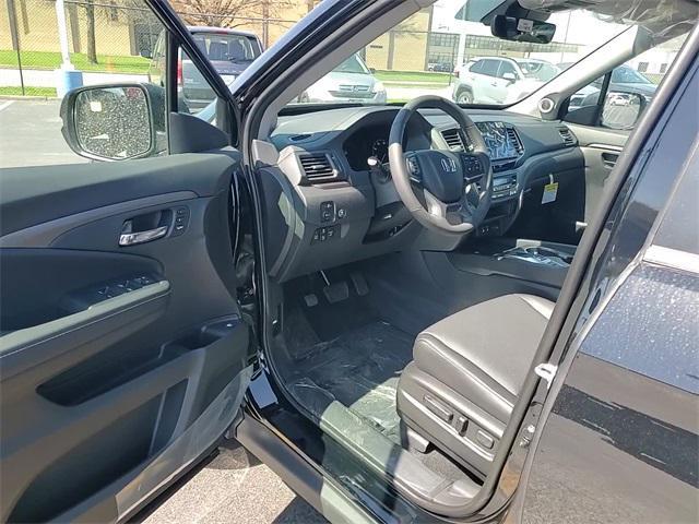new 2025 Honda Ridgeline car, priced at $44,692