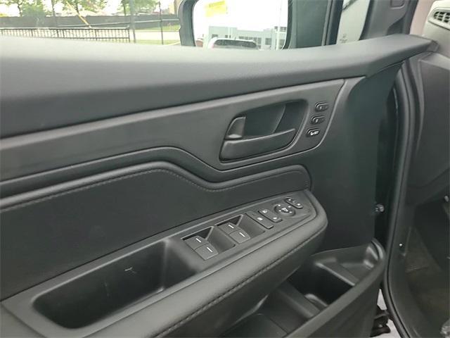 new 2025 Honda Odyssey car, priced at $41,053