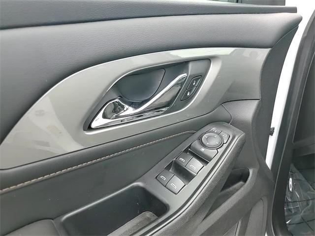 used 2021 Chevrolet Traverse car, priced at $21,500