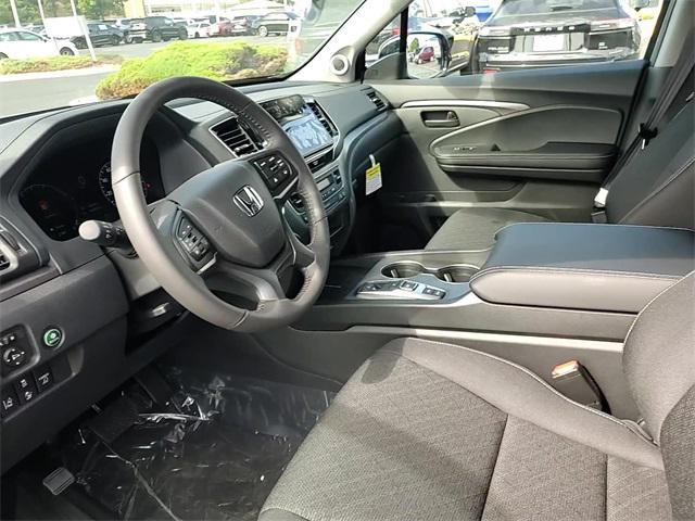 new 2025 Honda Ridgeline car, priced at $39,714