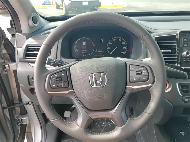 new 2025 Honda Ridgeline car, priced at $39,714