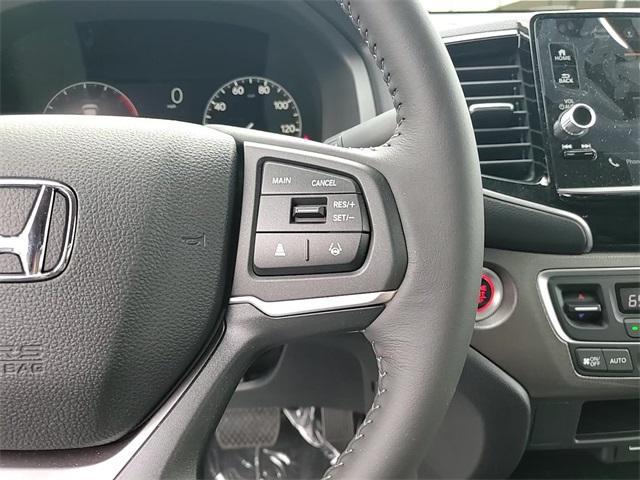 new 2025 Honda Ridgeline car, priced at $39,714