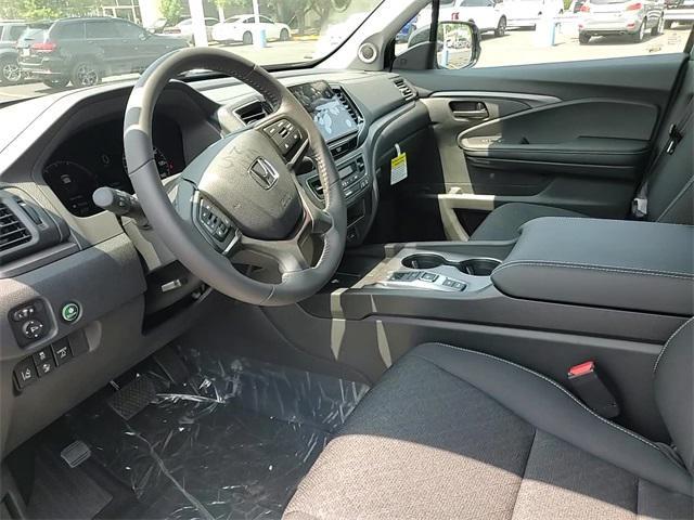 new 2025 Honda Ridgeline car, priced at $39,714