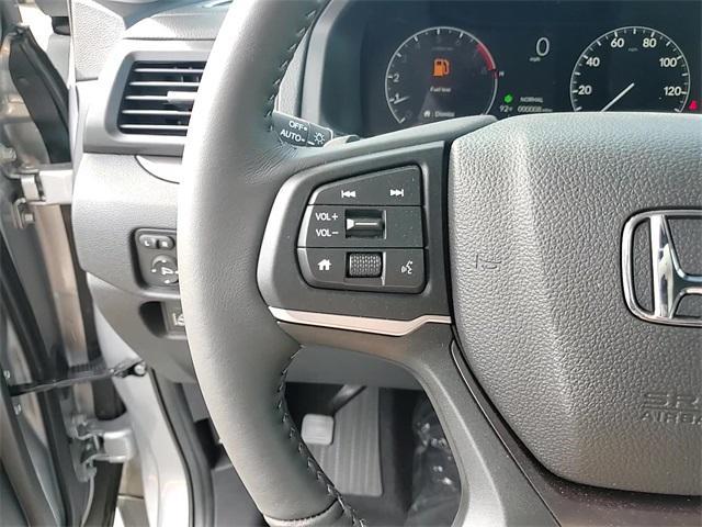 new 2025 Honda Ridgeline car, priced at $39,714