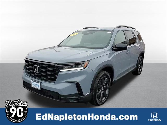 new 2025 Honda Pilot car, priced at $43,941