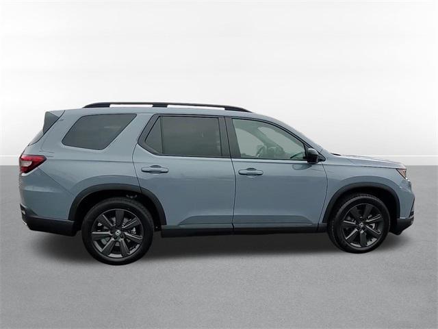 new 2025 Honda Pilot car, priced at $43,941