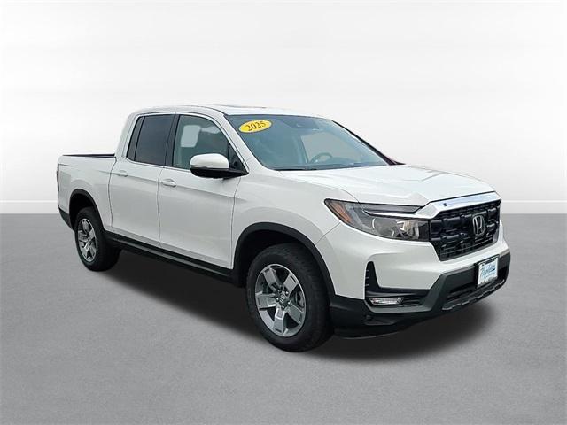 new 2025 Honda Ridgeline car, priced at $42,620