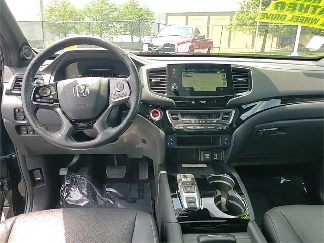 used 2022 Honda Passport car, priced at $33,500