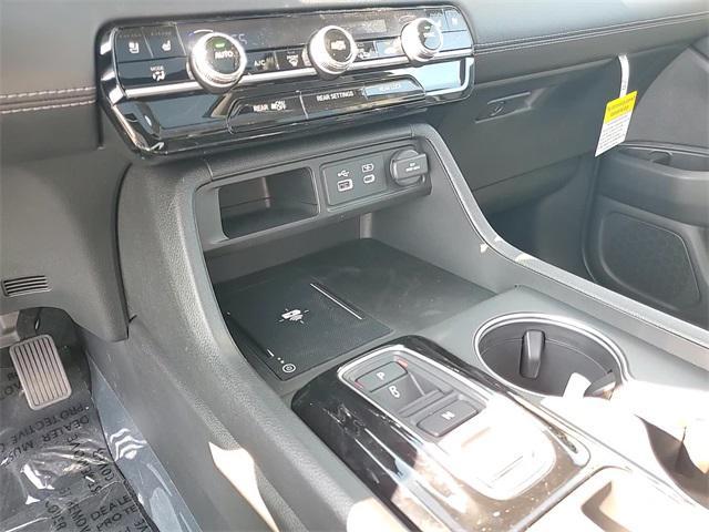 new 2025 Honda Pilot car, priced at $50,223